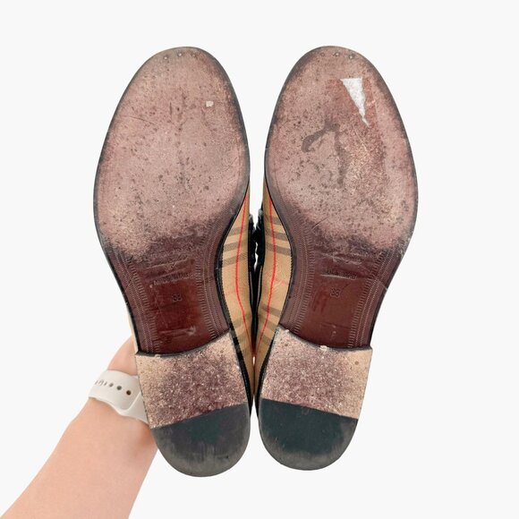 Burberry Solway Chain Loafer EU 38 US 7-7.5 Beige Haymarket Check Canvas Moorley - Picture 9 of 13